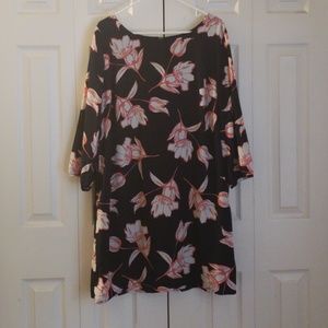 Old Navy Floral Print Dress